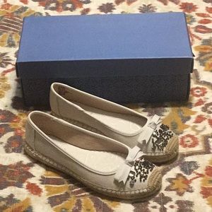 NWT Simply Vera Wang Flats